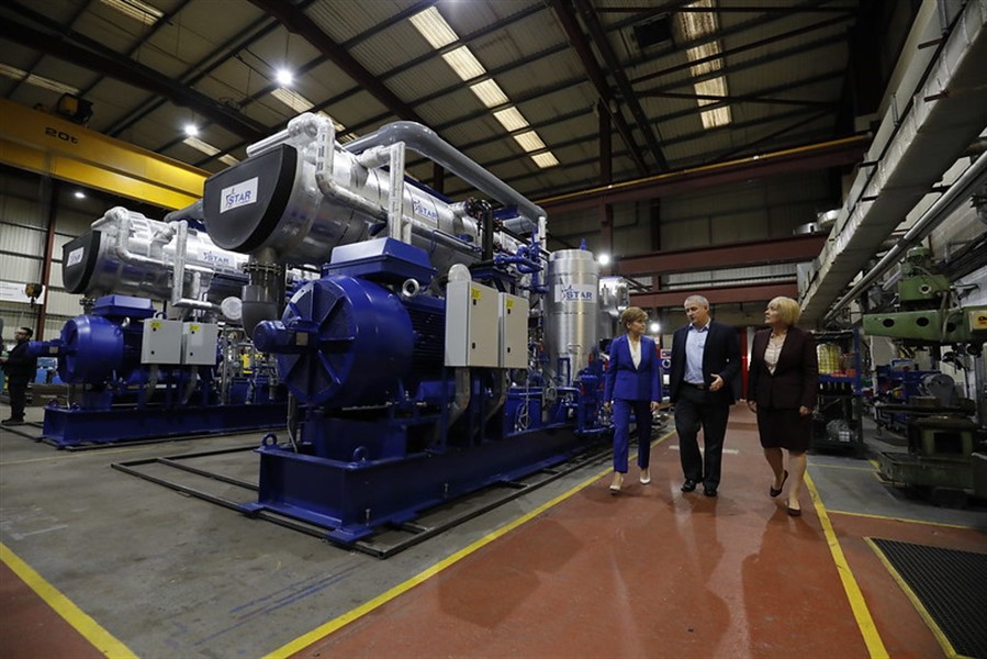 Nicola Sturgeon meets Star Renewables team